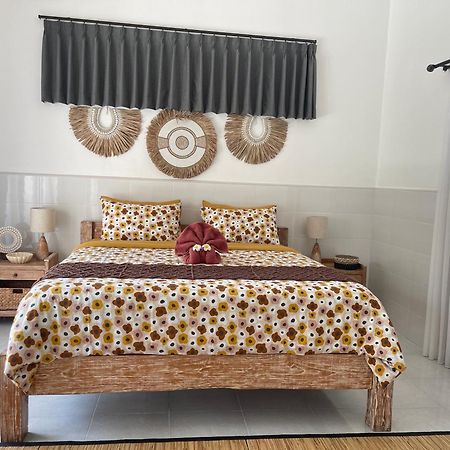 סמיניאק Pennylane Villa מראה חיצוני תמונה