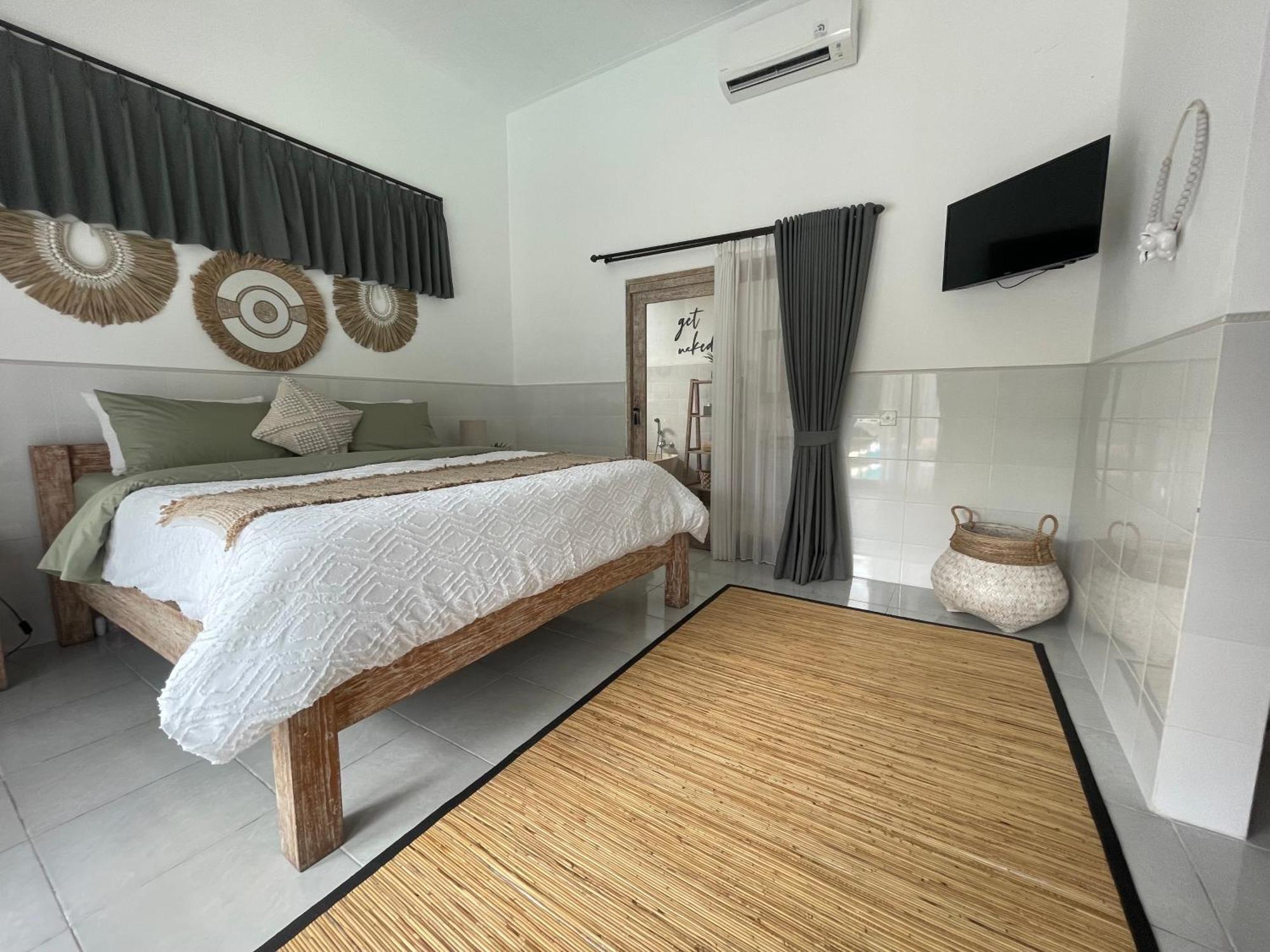 סמיניאק Pennylane Villa מראה חיצוני תמונה